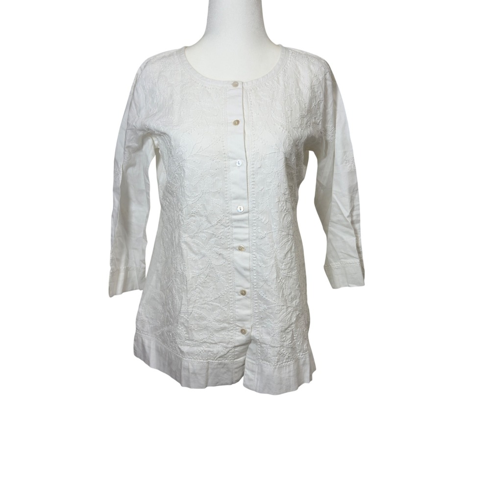 Ada Hand Embroidered Chikankari White Cotton Tunic Button Frontā Boho Top